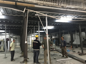 天弟集团2018年的开年工程，于近日在云南西双版纳开工，此次的切割工程是隧道二衬切割。  此次于云南西双版纳切割的隧道二衬工程，它的隧道宽度是9米，高度约6米。  天弟集团使用自研自销自产的液压墙锯机